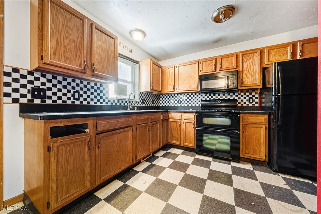 3143 W 71st Street Cleveland OH 44102