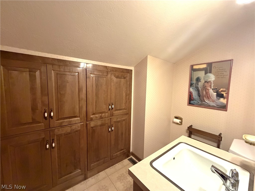 3883 Croydon Drive NW Canton OH 44718
