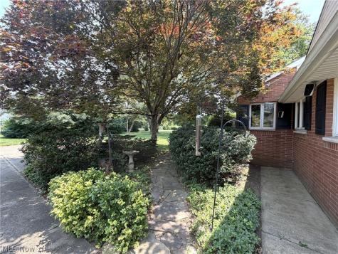 3883 Croydon Drive NW Canton OH 44718