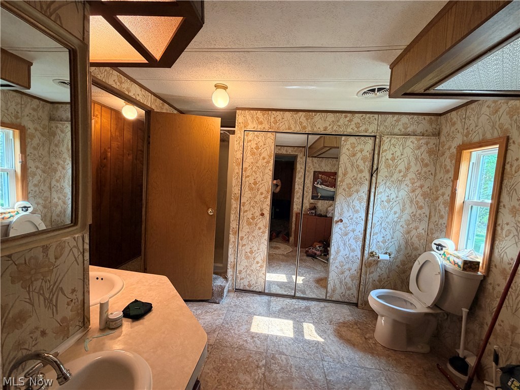 9248 Indian Lake Road Byesville OH 43723