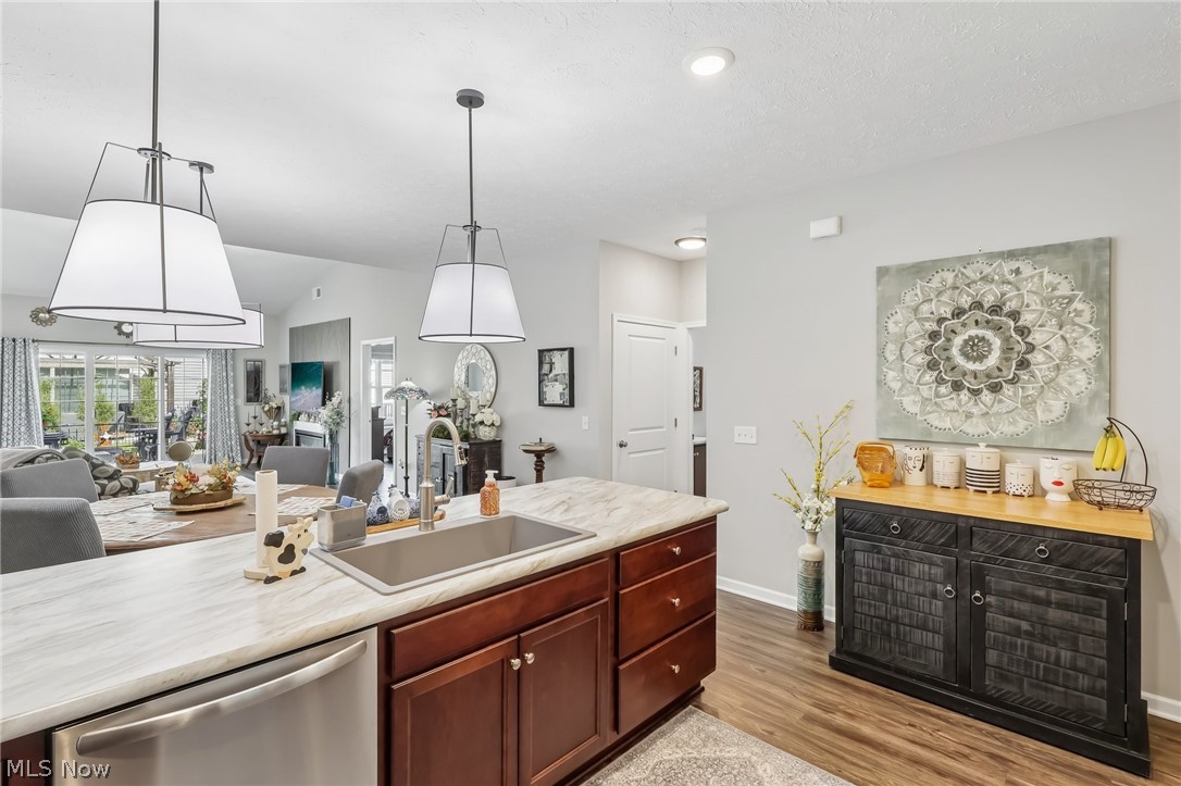 112 Acorn Lane Elyria OH 44035