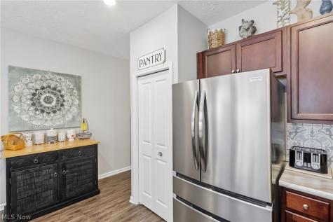 112 Acorn Lane Elyria OH 44035