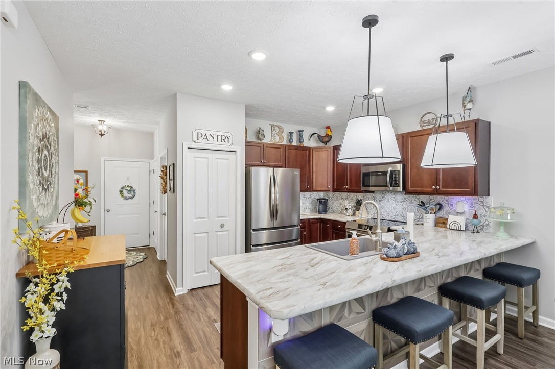 112 Acorn Lane Elyria OH 44035