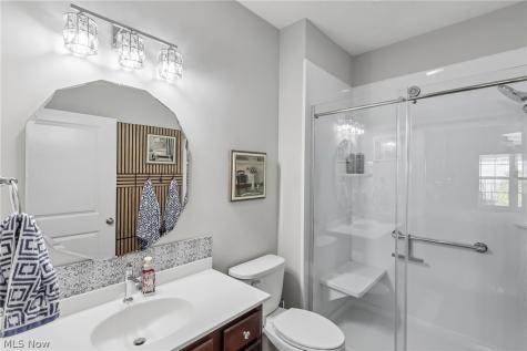 112 Acorn Lane Elyria OH 44035
