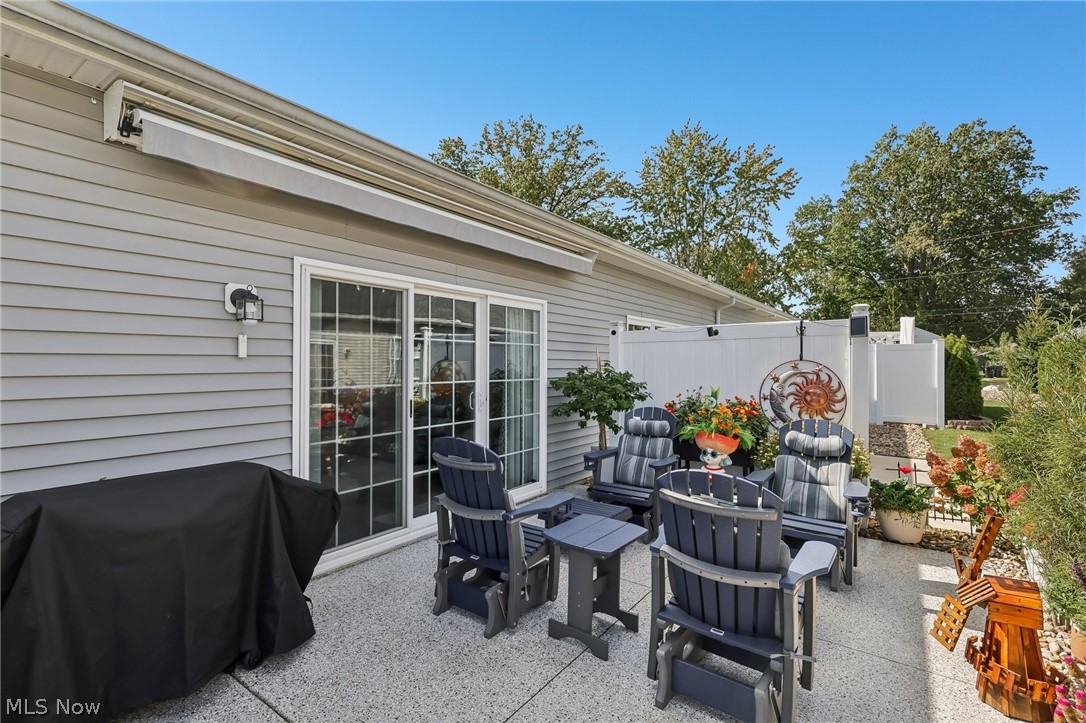 112 Acorn Lane Elyria OH 44035