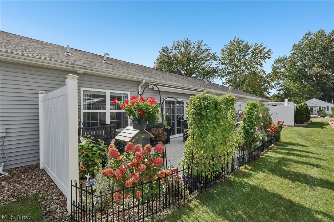 112 Acorn Lane Elyria OH 44035