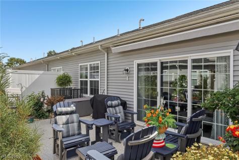 112 Acorn Lane Elyria OH 44035