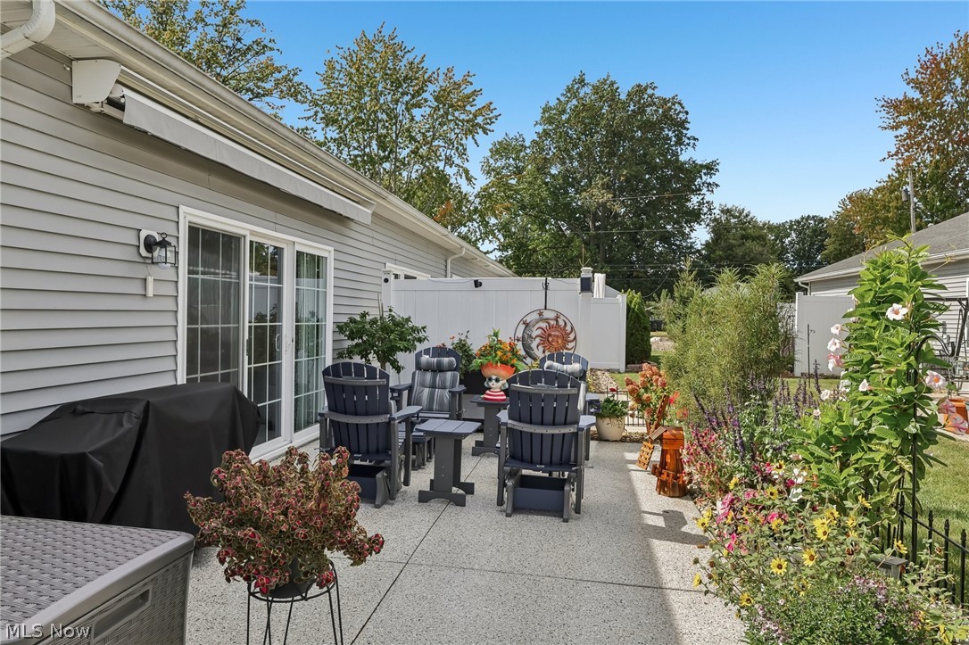 112 Acorn Lane Elyria OH 44035