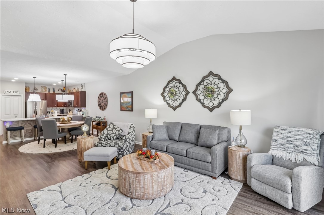 112 Acorn Lane Elyria OH 44035