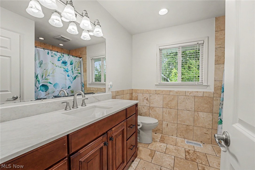 1313 E 29 Street Ashtabula OH 44004