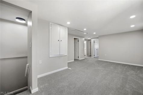 100 Lake Edge Drive Euclid OH 44123
