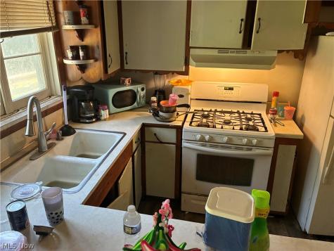 1021 Lakeview Avenue NW Canton OH 44708
