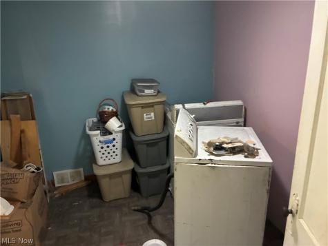 1021 Lakeview Avenue NW Canton OH 44708