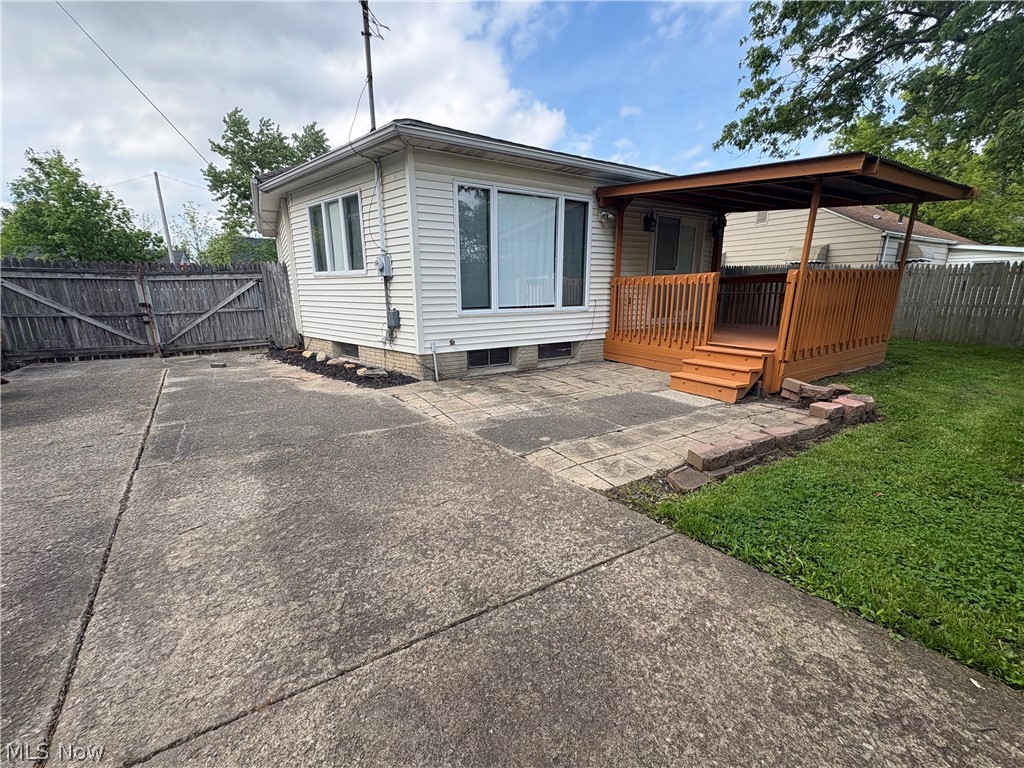 350 Louisiana Avenue Elyria OH 44035