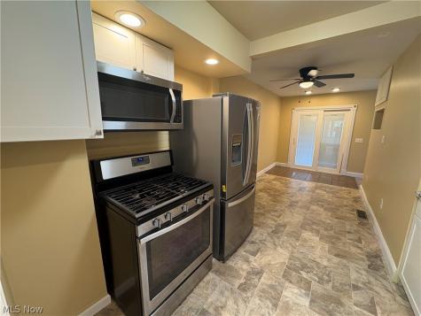 350 Louisiana Avenue Elyria OH 44035