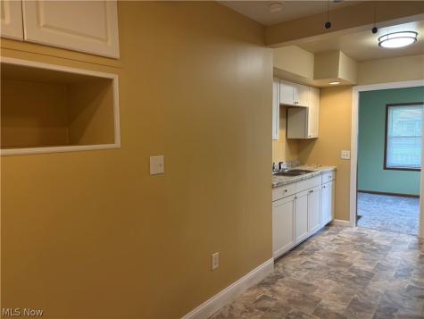 350 Louisiana Avenue Elyria OH 44035
