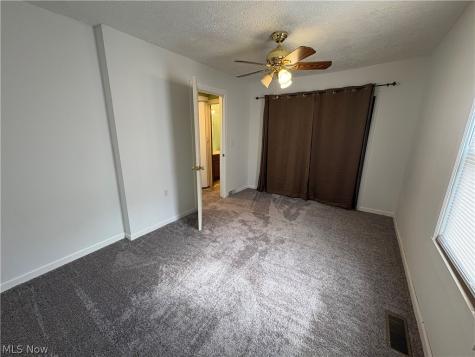 350 Louisiana Avenue Elyria OH 44035
