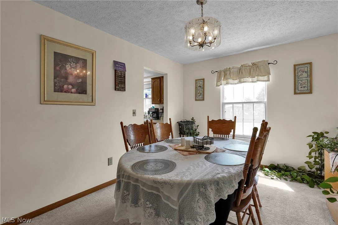 527 Warwick Lane Pickerington OH 43147