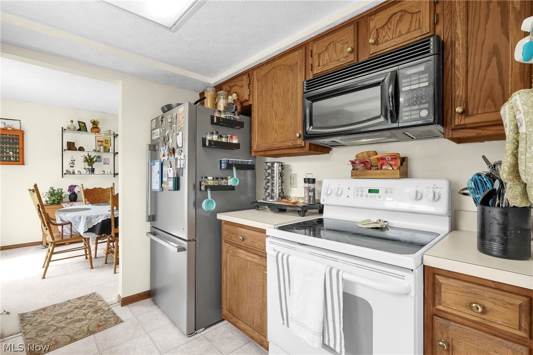527 Warwick Lane Pickerington OH 43147