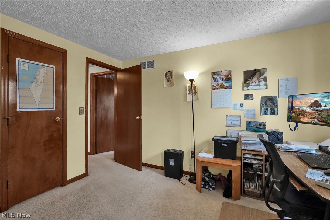527 Warwick Lane Pickerington OH 43147