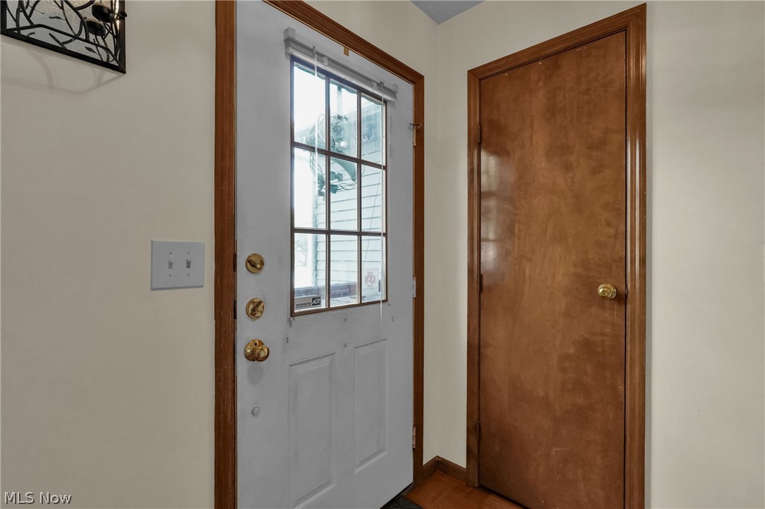 527 Warwick Lane Pickerington OH 43147