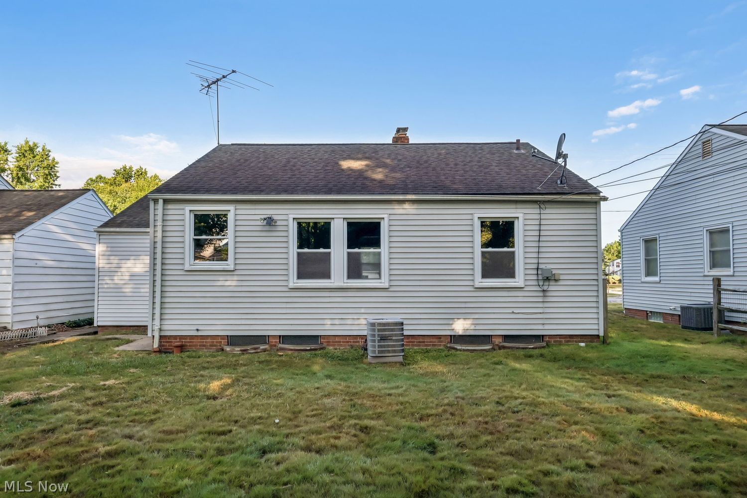 1669 Overbrook Road Lyndhurst OH 44124