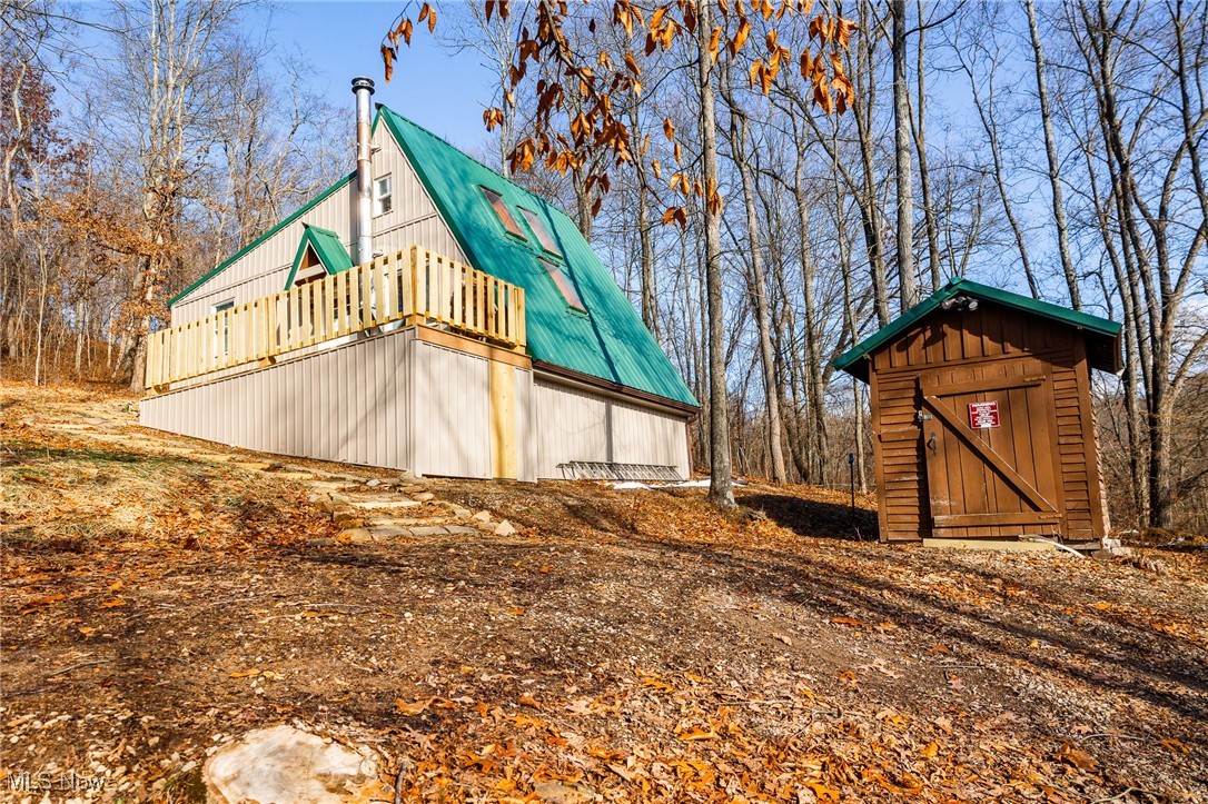 6257 Caddy Road SW Bowerston OH 44695
