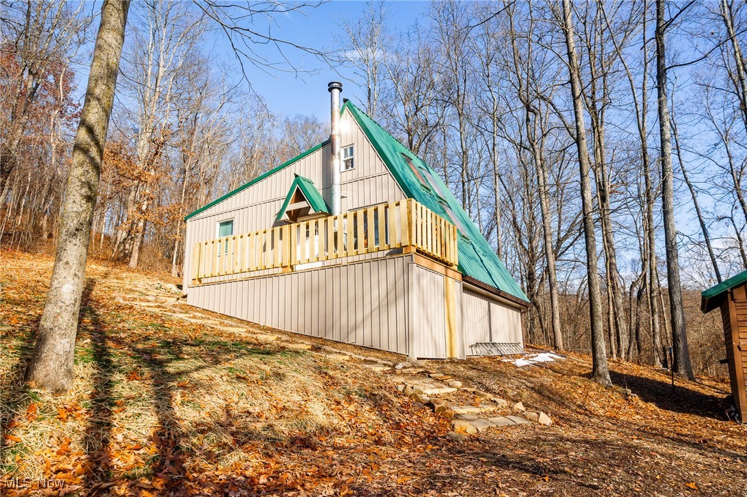 6257 Caddy Road SW Bowerston OH 44695