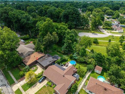 6390 Nelwood Road Parma OH 44130
