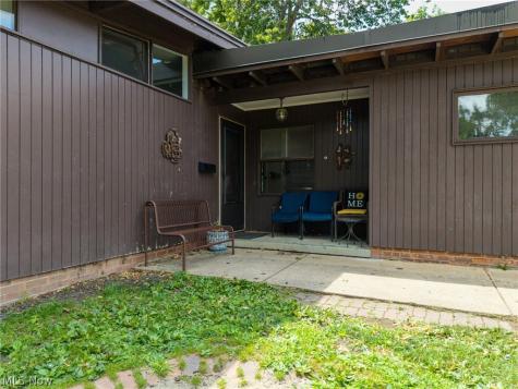 6390 Nelwood Road Parma OH 44130