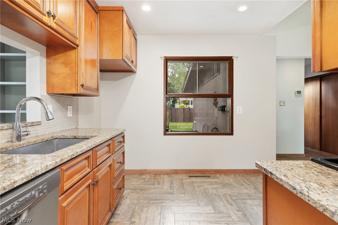 6390 Nelwood Road Parma OH 44130