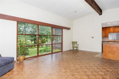 6390 Nelwood Road Parma OH 44130