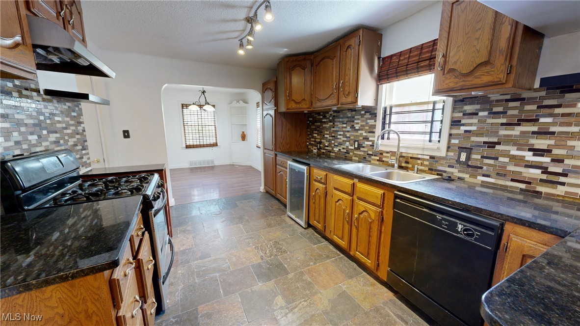 4226 E 164th Street Cleveland OH 44128