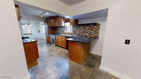 4226 E 164th Street Cleveland OH 44128