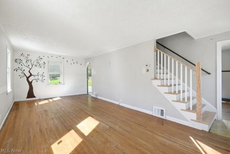 3735 Yale Avenue NW Canton OH 44709