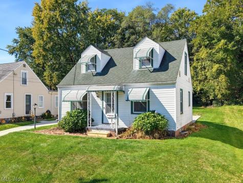3735 Yale Avenue NW Canton OH 44709