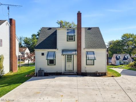 3735 Yale Avenue NW Canton OH 44709