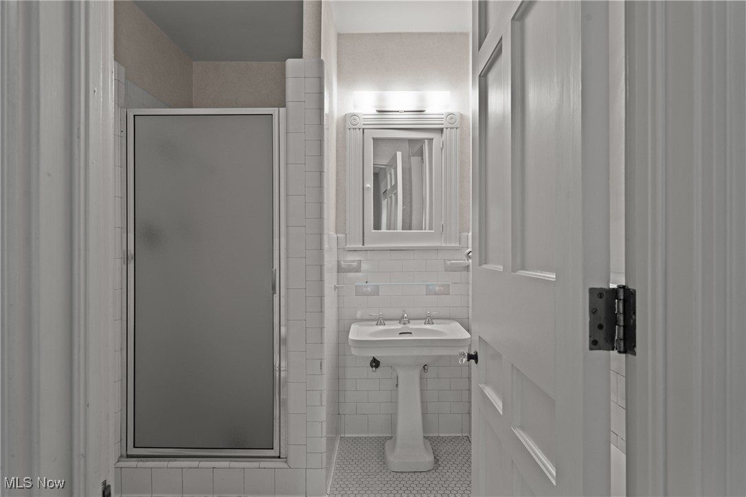 19200 S Woodland Road Shaker Heights OH 44122