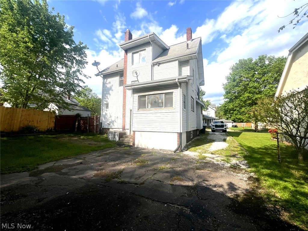 238 Para Avenue Akron OH 44305