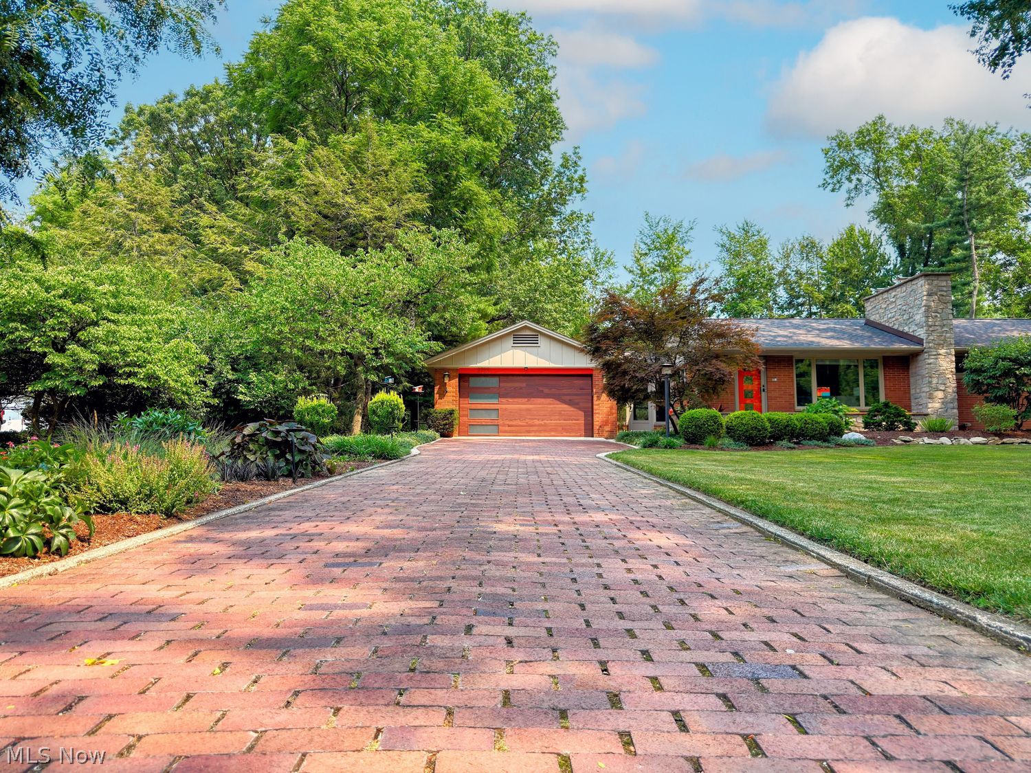 2705 Horseshoe Boulevard Westlake OH 44145