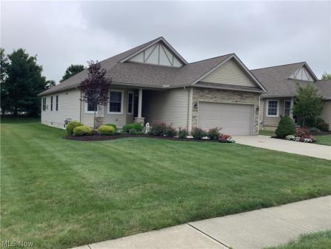 1123 Hunting Hollow Grafton OH 44044