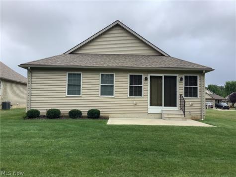 1123 Hunting Hollow Grafton OH 44044