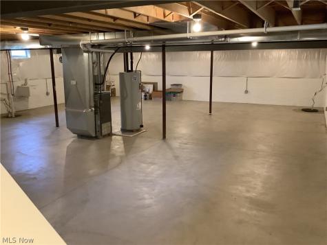 1123 Hunting Hollow Grafton OH 44044