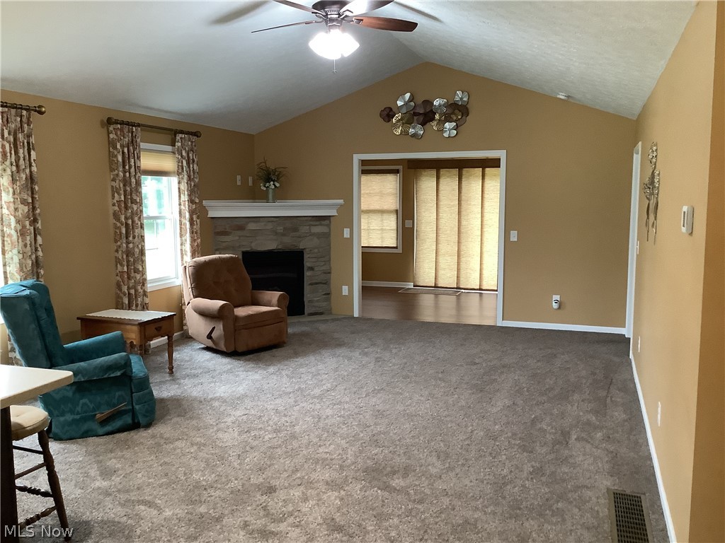 1123 Hunting Hollow Grafton OH 44044
