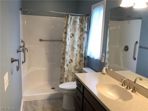 1123 Hunting Hollow Grafton OH 44044