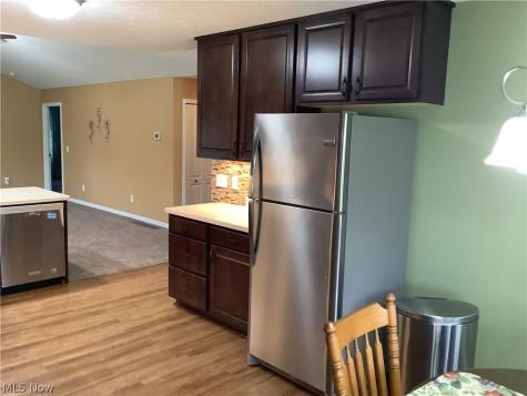 1123 Hunting Hollow Grafton OH 44044