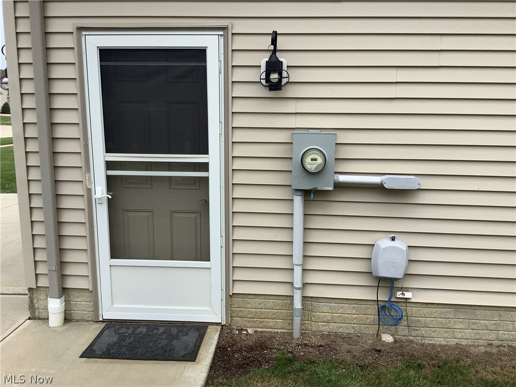 1123 Hunting Hollow Grafton OH 44044