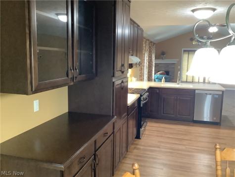 1123 Hunting Hollow Grafton OH 44044