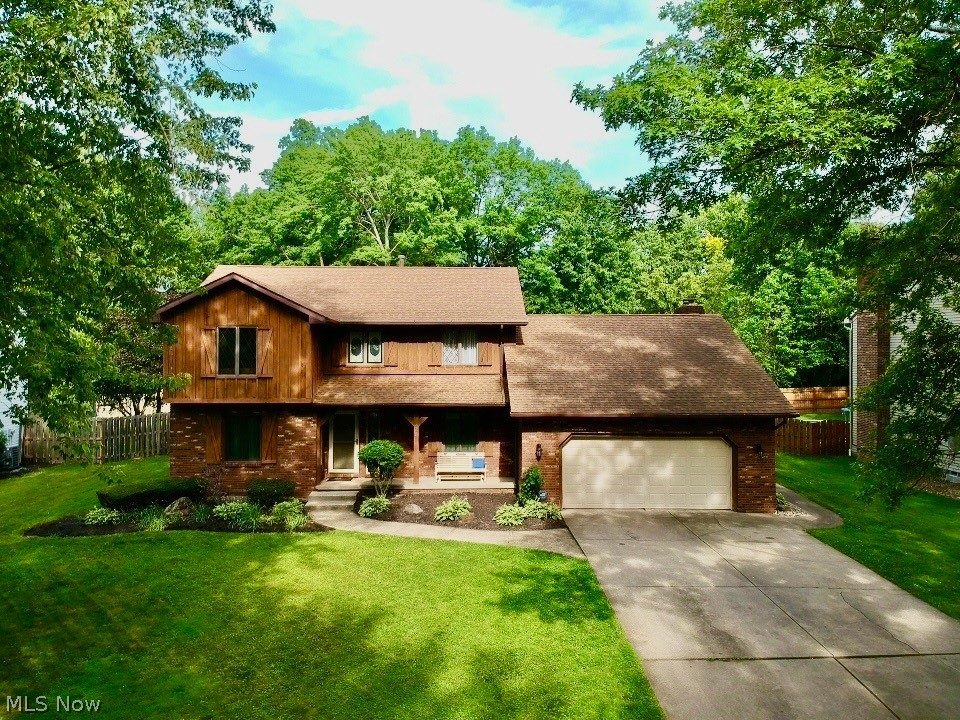 220 Fox Run Cortland OH 44410