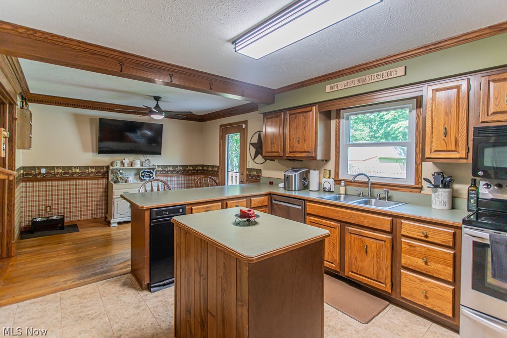 220 Fox Run Cortland OH 44410